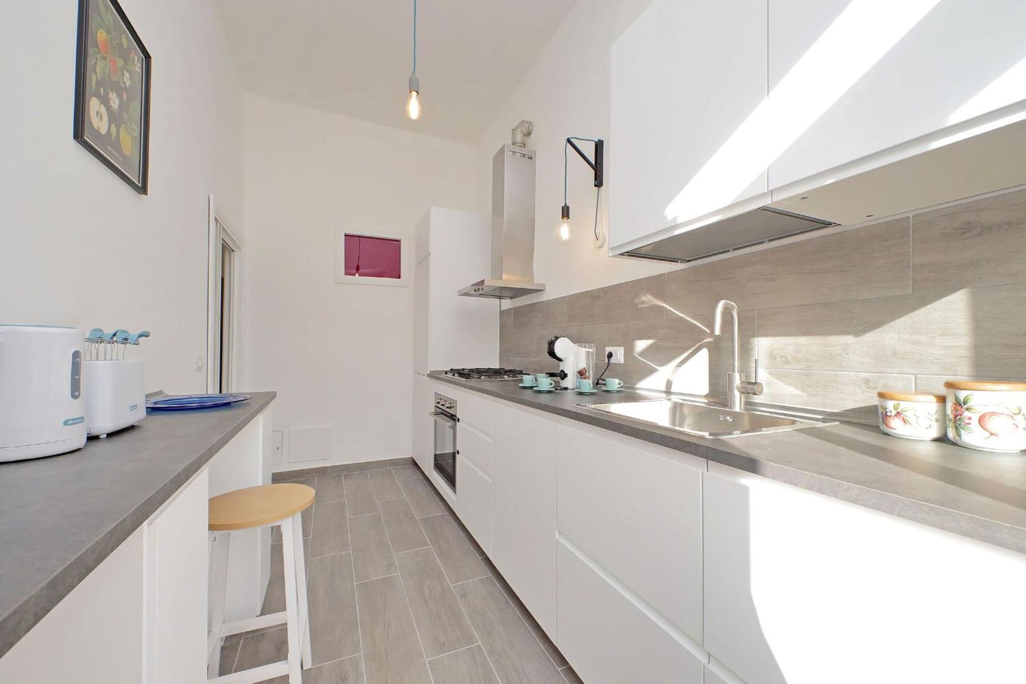 New Comfortable 2 Bedroom Della Vittoria By Halldis Appartamento