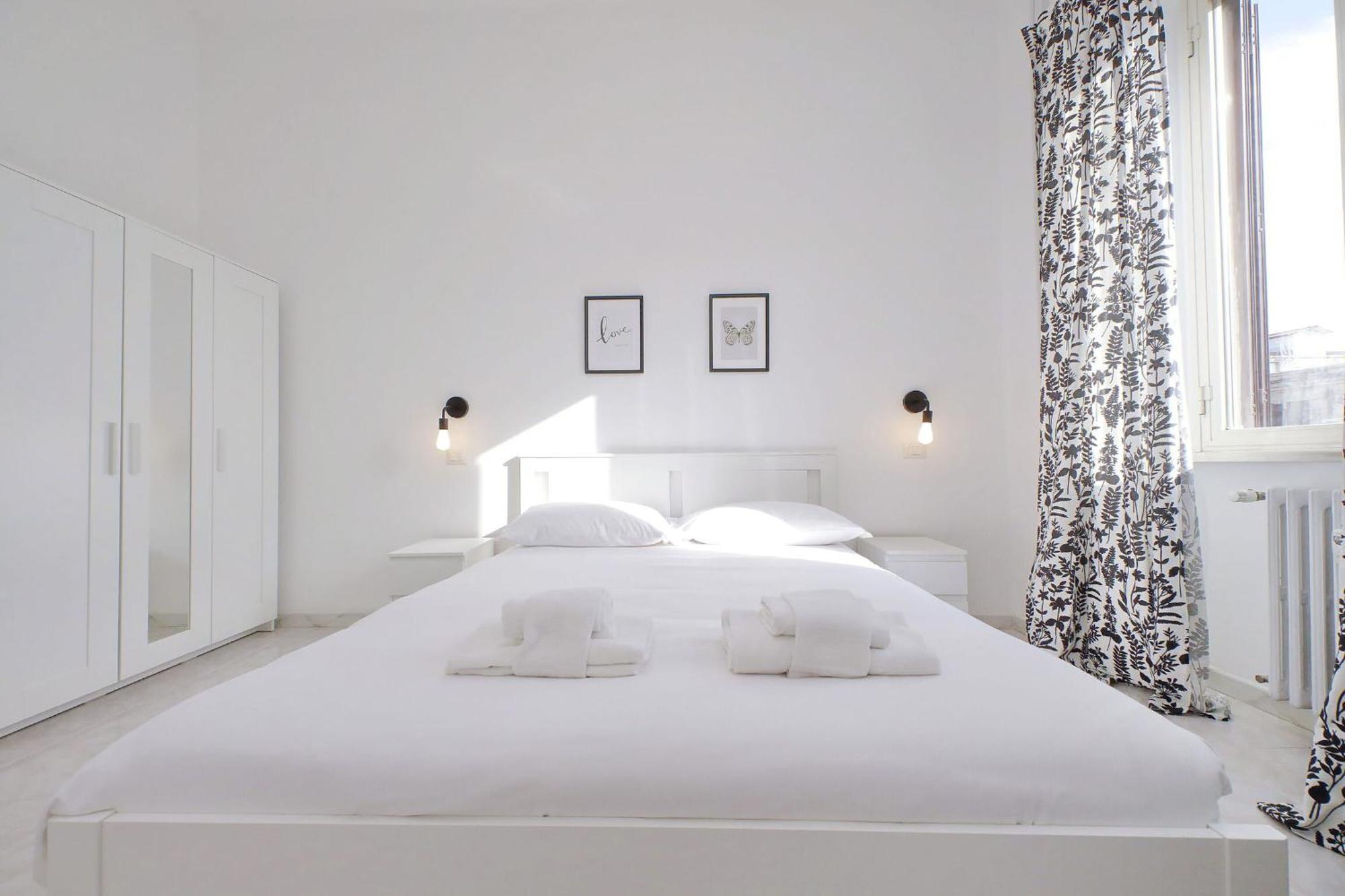 New Comfortable 2 Bedroom Della Vittoria By Halldis Appartamento *